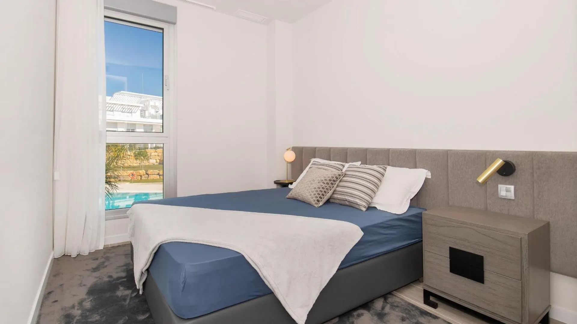 Lm352B- Spacious Family Penthouse With Sea View Estepona 0*,  Spain